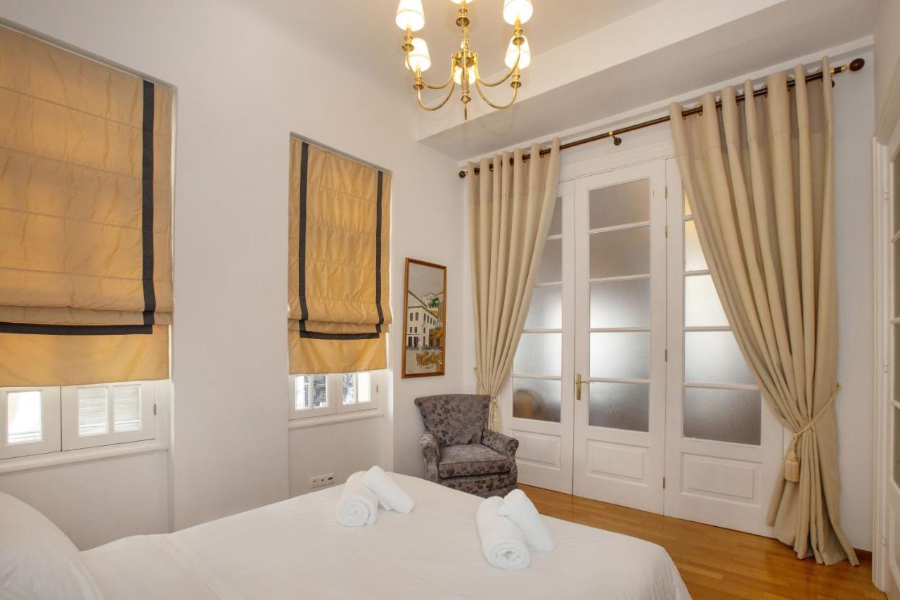 Neoclassical Apartment Close To Syntagma-Plaka By Ghh Atene Esterno foto