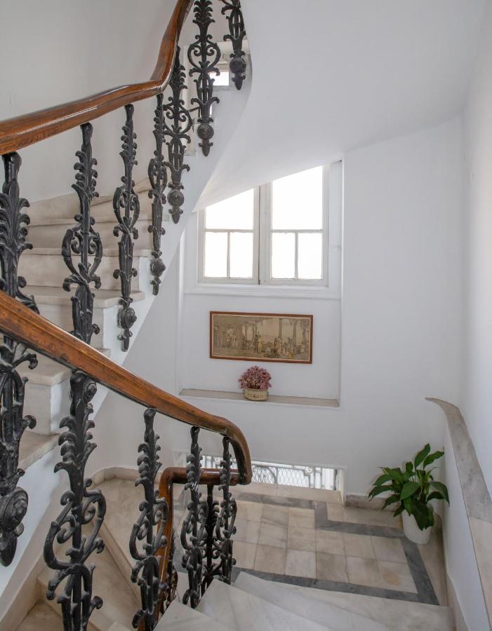 Neoclassical Apartment Close To Syntagma-Plaka By Ghh Atene Esterno foto